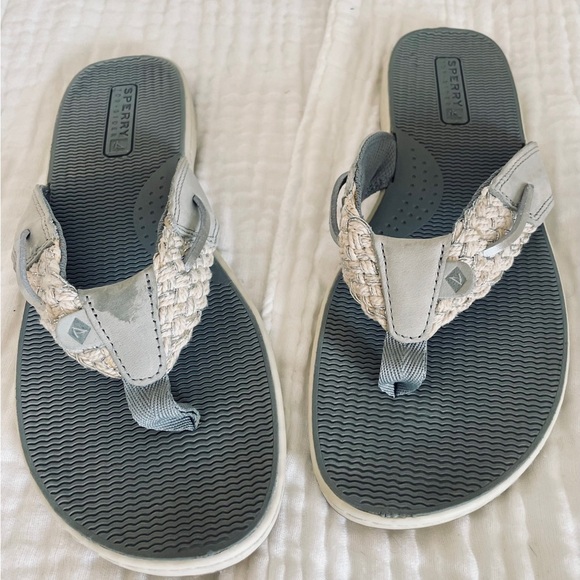 Sperry Parrotfish silver/gray flip flop sandals leather/woven comfort soles 9 - Picture 1 of 7